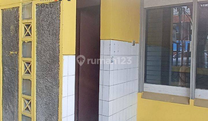 Sewa/Jual Rumah 2 lanta Ngemplak Pinggir jalan besar 2