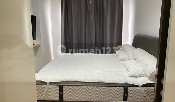 Apt Mtown Signature Type 1 Br. Lokasi Depan Mall Summarecon Serpong.