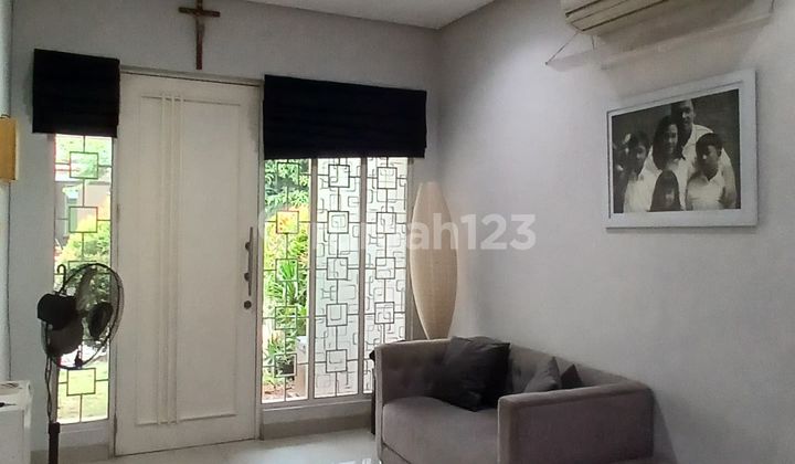 Disewakan Rumah 2 Lantai bagus full furnish di BSD Residence One 1