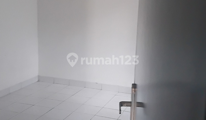 Dijual Rumah Siap Huni Dalam Komplek Strategisvilla.melati Mas Serpong 2