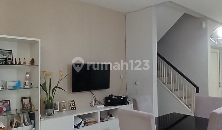Disewakan Rumah 2 Lantai bagus full furnish di BSD Residence One 2