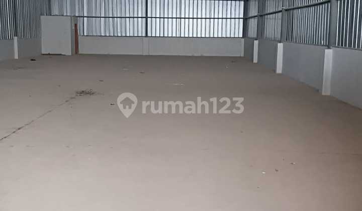 For Rent New Warehouse. Strategic Location 40Ft Container
