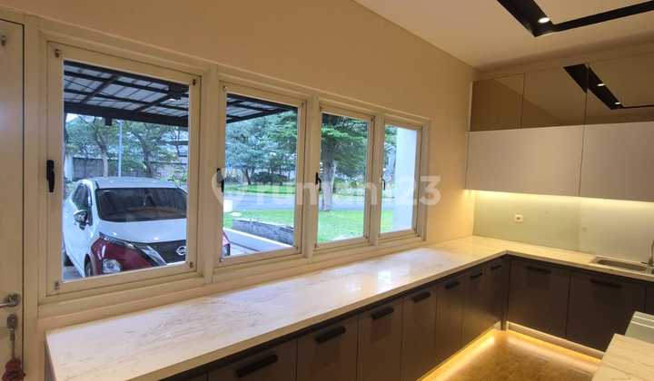 Dijual Ruma Mewah Full Fasilitas Alamsutera Serpng