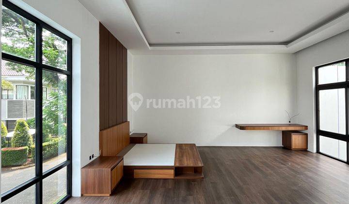 FOR SALE RUMAH HOEK SIAP HUNI THE GREEN BSD CITY 2