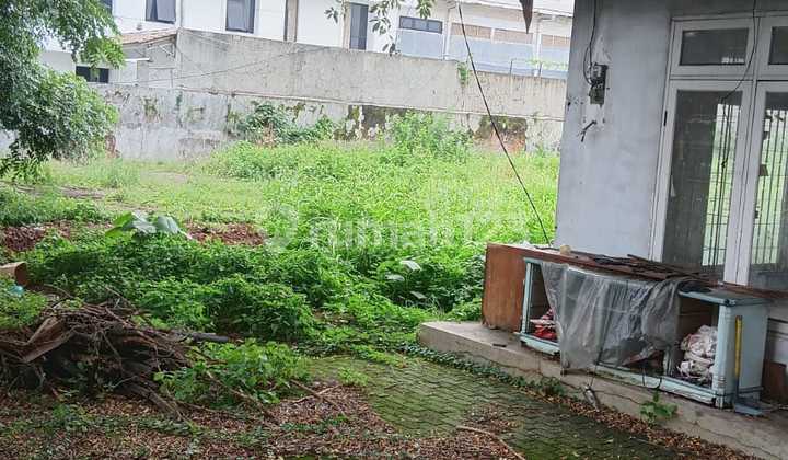Dijual Tanah Bonus Bangunan 2 Lantai Nempel Puri Jakarta Barat