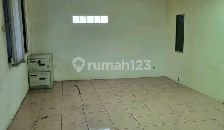 For Rent Warehouse Strategic Location 40Ft Container