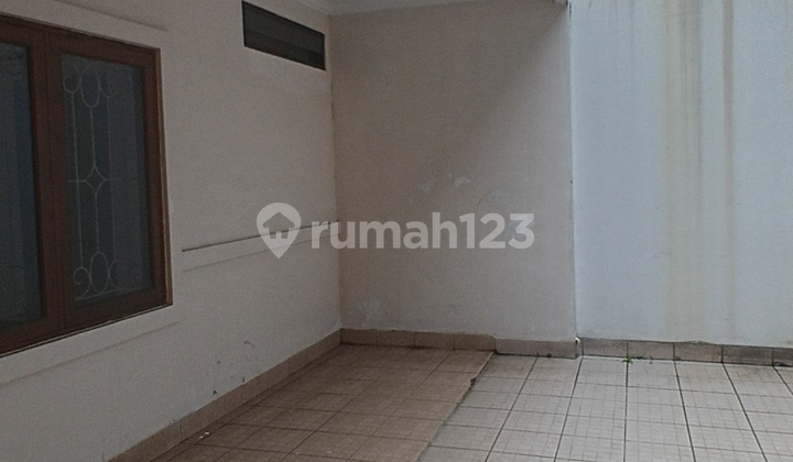 For Sale, Ready-to-Live-in House, Villa Melati Mas Serpong 2