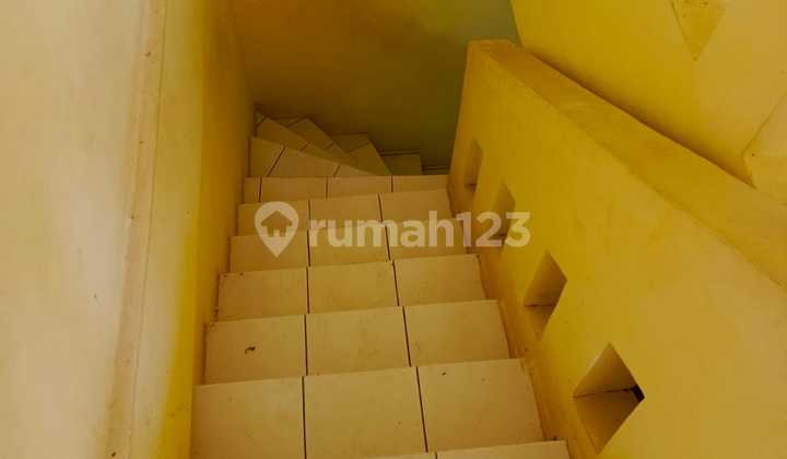 *turun Harga.... Dijual Murah "bu" Ruko Jl Raya Serpong*l. Tanah : 57m2 (4×14.25)l. Bangunan : 72m2lantai. : 2 Lantaiac Daikin 2 Unit Tiap Lanntaiair. : Semi Jet Pumpsurat : Shm*harga : 1.8m Turun Menjadi 1.6m (nego Sampai Deal)*hubungi : S I M O N 081328