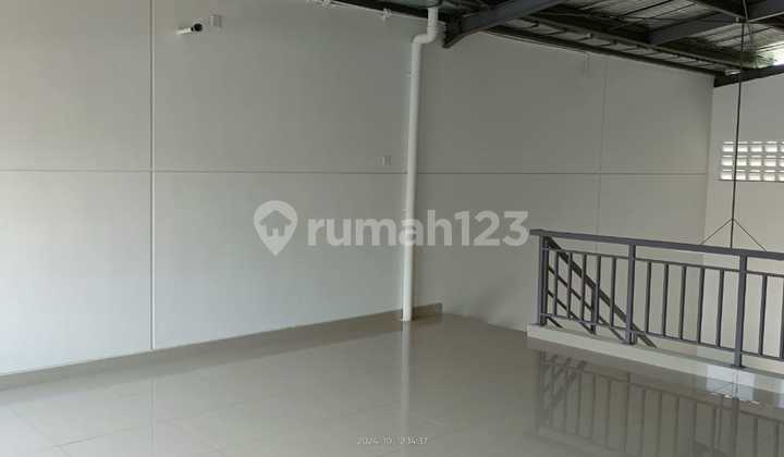 Near Toll Access, Near Toll Access,