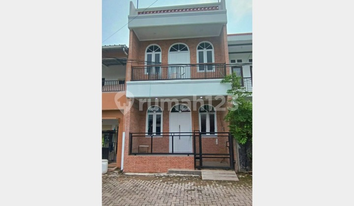 Rumah disewakan bisa untuk kantor/usaha paku jaya kunciran, tangeran 1