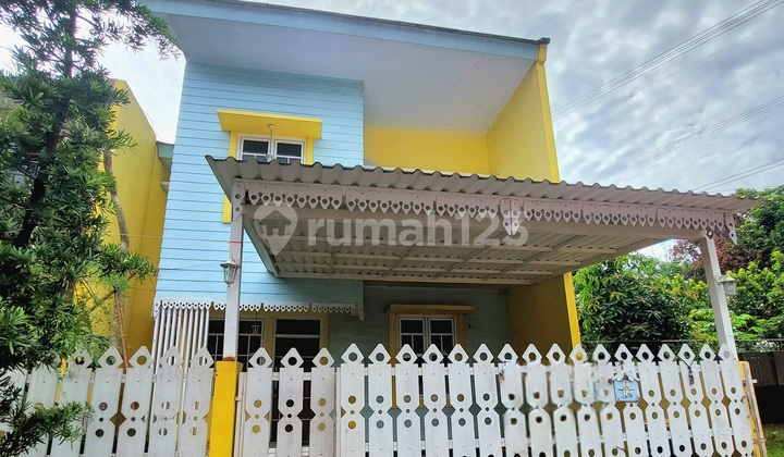 For Rent 4-Bedroom House, Near Limo Cinere Toll Road, Flood-Free