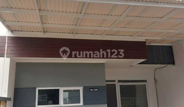 Di Sewakan Rumah 3kt Baru Renovasi , Sawangan