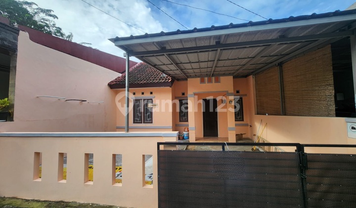 Di Kontrakan Rumah Bagus 1 LT Pamulang , Bebas Banjir.