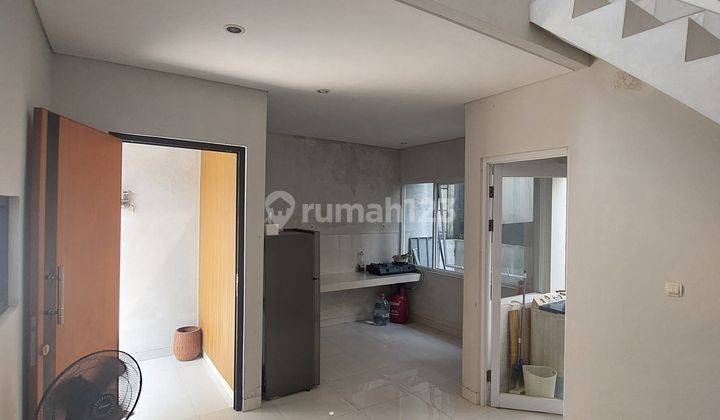 Di Kontrakan Rumah Semi Furnished Cluster Kamila 2 ,gardens Sawangan 1