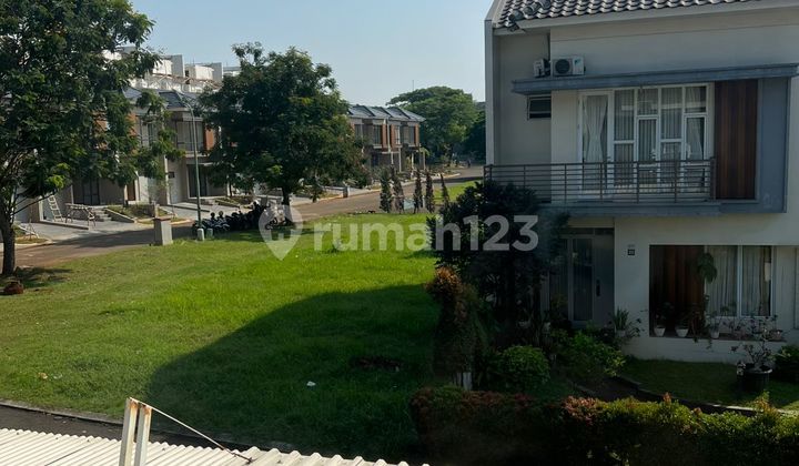 Rumah 2 Lantai Semi Furnished Sudah Renovasi Legenda Wisata Cibubur 2