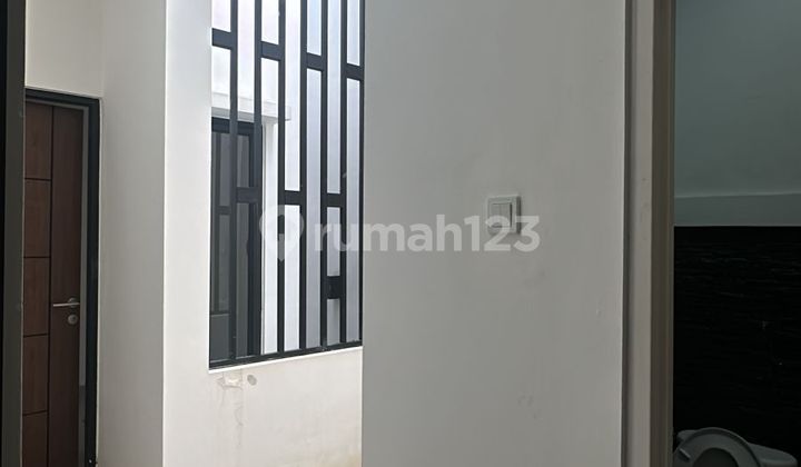 Nice House SHM Cibubur, East Jakarta 2