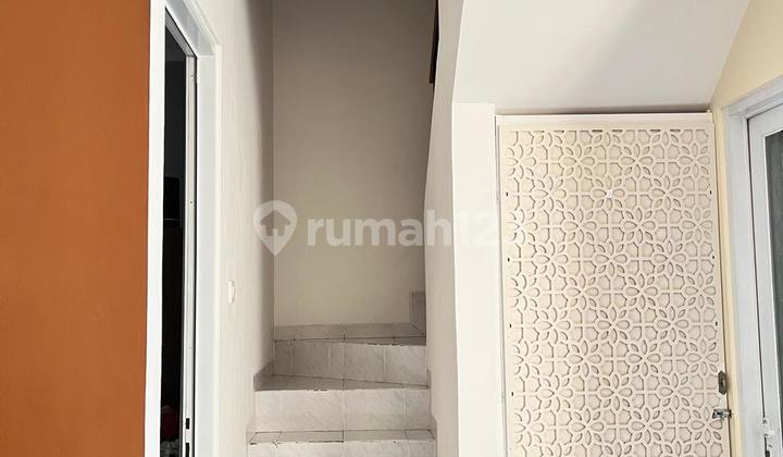 Rumah Legenda Wisata Dengan Taman Belakang 2