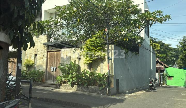 Luxury House with Private Pool in Cipayung, East Jakarta 2