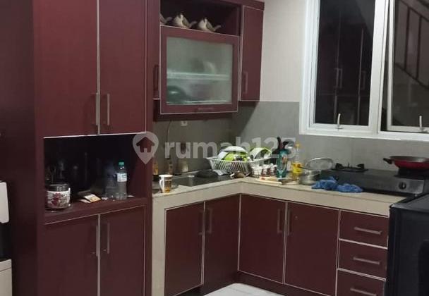 Rumah 2 Lantai Cluster Depan Legenda Wisata Cibubur 2