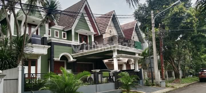 Nice house for sale in Cibubur Golf Hill