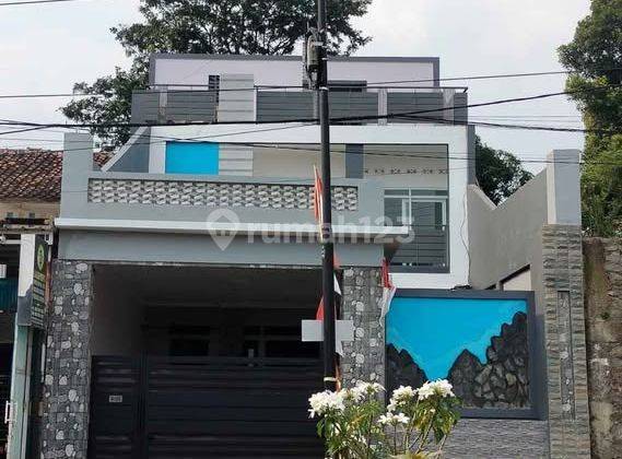 Jual Rumah 3 Lantai Pinggir Jalan Area Wisata Cimahi Legal Komplit 1