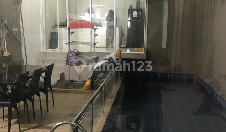 FOR SALE: READY-TO-OCCUPY HOUSE WITH SWIMMING POOL FACILITY IN KRAPYAK, SEMARANG. 2