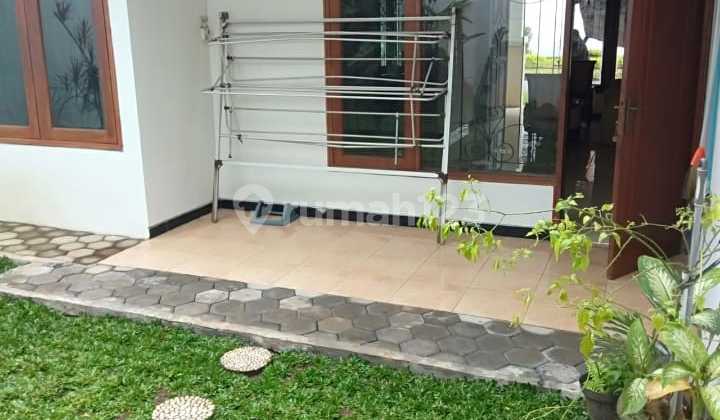 DISEWAKAN RUMAH FURNISHED DI GRAHA ESTETIKA BANYUMANIK 2