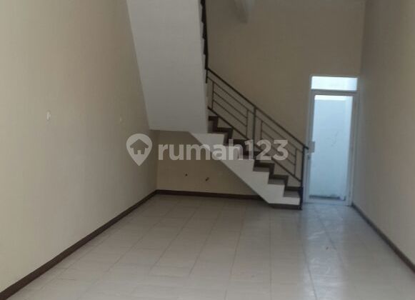 FOR SALE 3 NEW ROW HOUSES SIDE BY SIDE ON THE MAIN HIGHWAY ROAD FOR SALE 3 NEW ROW HOUSES SIDE BY SIDE ON THE MAIN HIGHWAY ROAD