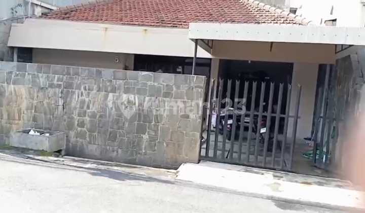 For Sale: House on Jl Anggrek Semarang, City Center 1