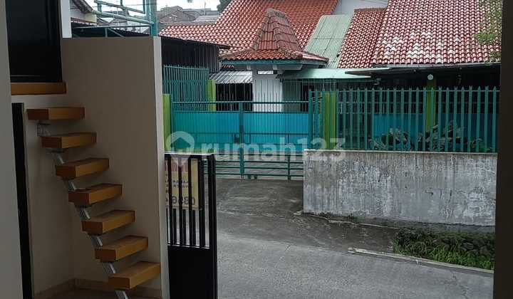 FOR SALE THREE-STORY BOARDING HOUSE, WELL-MAINTAINED AND CURRENTLY OPERATIONAL 2