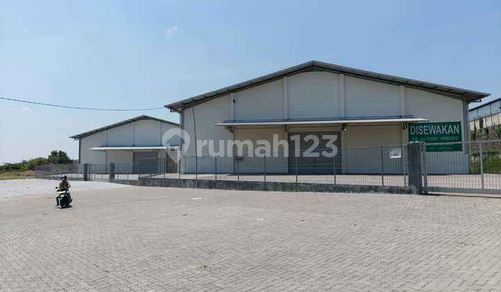 Disewakan 2 Gudang Besar Jejer di Kic Gatsu 1
