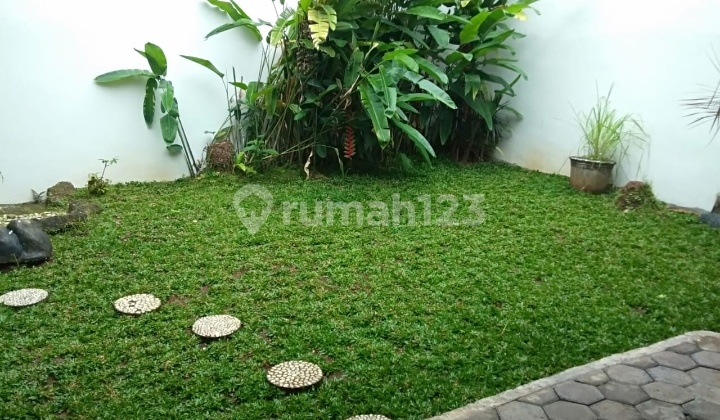 Disewakan rumah siap huni full furnished di Graha Estetika Tembalang Semarang 2