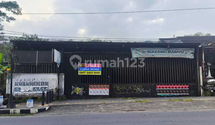 FOR SALE LARGE SHOPHOUSE ON MAIN ROAD SIDE READY TO USE FOR SALE LARGE SHOPHOUSE ON MAIN ROAD SIDE READY TO USE