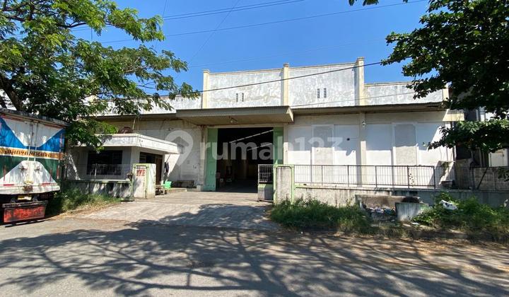 Warehouse for Rent in the Gatot Subroto Candi Industrial Area