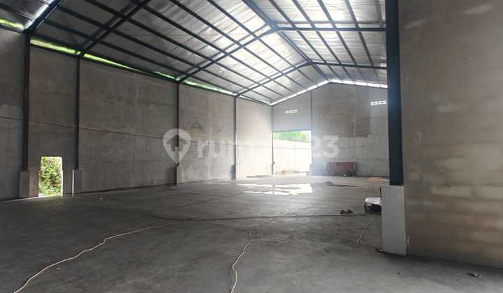 Warehouse for Rent with Loading Dock in Kic Gatsu Semarang 2