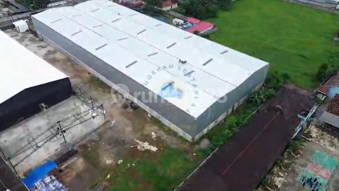 Disewakan Gudang 2000 M Hanya 1 KM Dari Pintu Tol Legok BSD Disewakan Gudang 2000 M Hanya 1 KM Dari Pintu Tol Legok BSD