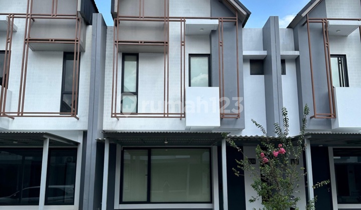 New House Next to Eka Yuthica Hospital in BSD City New House Next to Eka Yuthica Hospital in BSD City