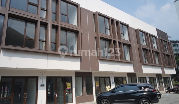 For Rent: Virginia Arcade Shop House, BSD 1