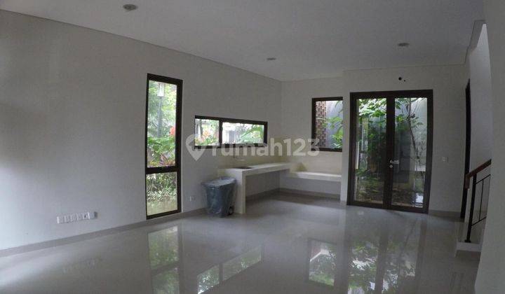 Sewa Rumah Hook Di Vanya Park Bsd 2