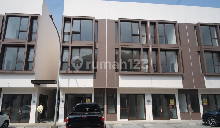 For Rent: Virginia Arcade Shop House, BSD 2
