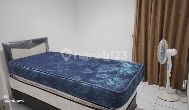 Rent Furnished House in the Center of BSD City Rent Furnished House in the Center of BSD City