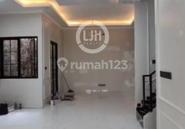 Dijual Rumah Baru Griya Loka Sektor 1.5 Bsd City