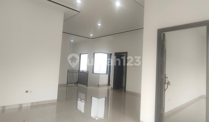 Dijual Rumah Baru Kencana Loka BSD City 2