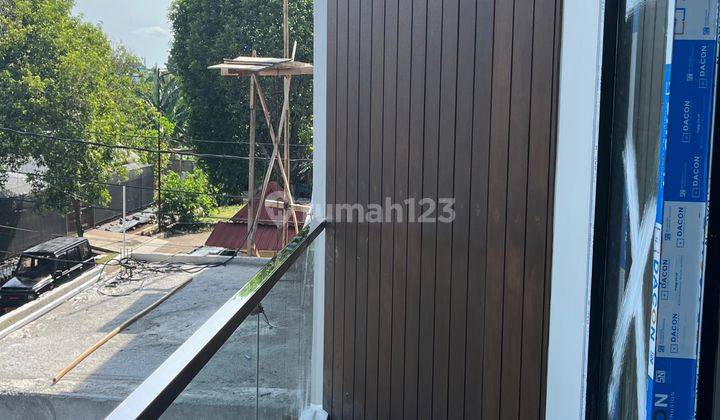 Rumah 2 Lantai Bangunan Baru Di Melati Masdekat Ke , 4 Kamar Tidur, 3 Kamar Mandi, Dekat Ke Bsd, Serpong, Alam Sutera, Dekat Ke Pintu Tol Jelupang 2