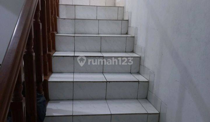 Rumah 2 Lt Di Perumnas Karawaci. Lokasi Strategis 2