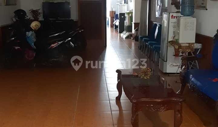 Gedung Office di Kemayoran, Jakpus Pinggir Jalan Raya