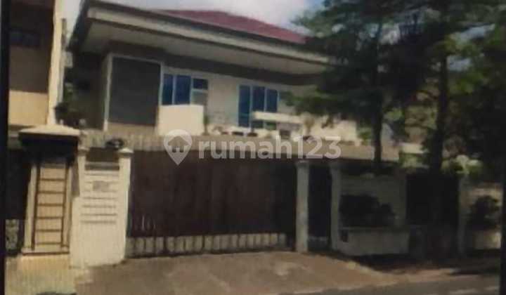 Rumah Bagus Puri Indah, Jakarta Barat, ada Swimiming Pool 1