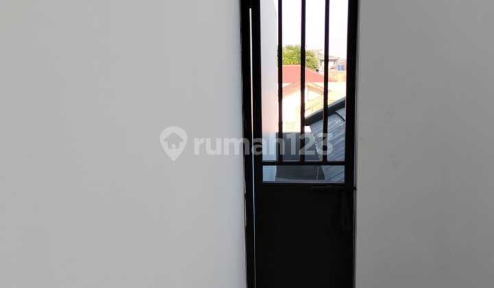 Rumah Brand New Pulo Mas Pulo Gadung Hook 12×16 2