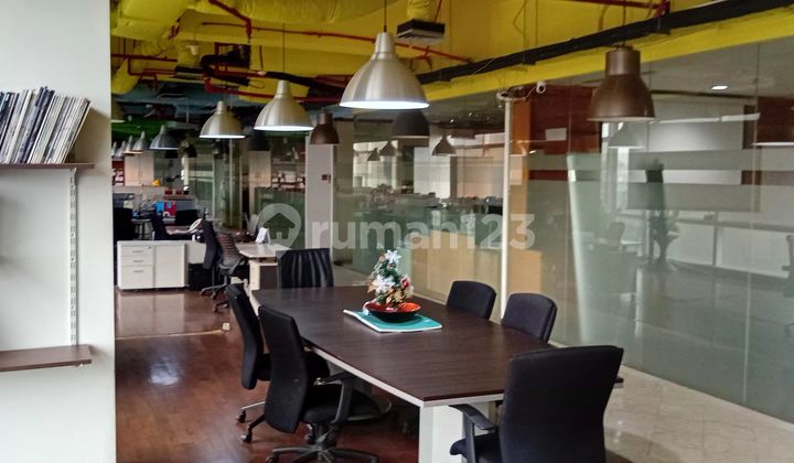 Dijual Cepat Gedung Office di Slipi Area perkantoran Pinggir jalan Dijual Cepat Gedung Office di Slipi Area perkantoran Pinggir jalan