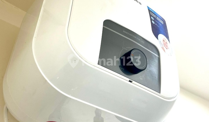 DIJUAL CEPAT KOST EKSKLUSIF BRAND NEW DI JANTUNGNYA BINTARO